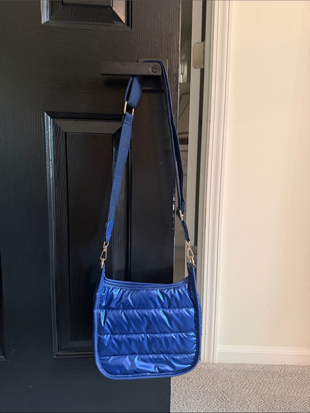 Compact puffy fabric Crossbody Bag in Electric Blue